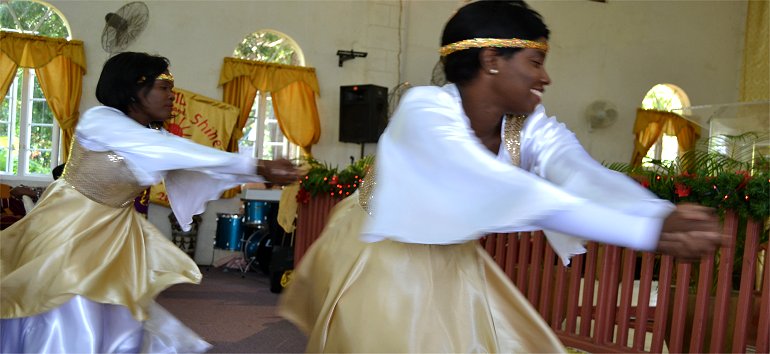 Mount Zion's Missions Inc Barbados Foursquare Church  Christmas 2015