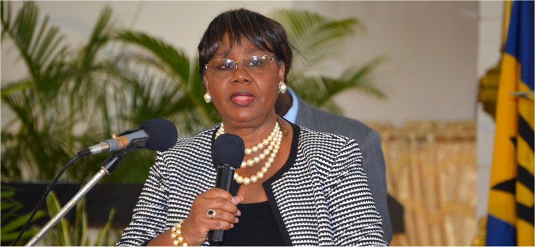 Dr. Angela Smith Principal of Gorden Greenidge school Barbados honoured for 40 years in the field of Education