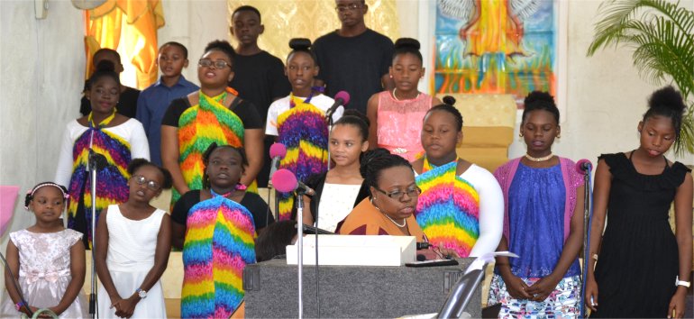 Governor General of Barbados Madame Justice Dame Sandra Prunella Mason visits Mount Zions Mission childrens honour her